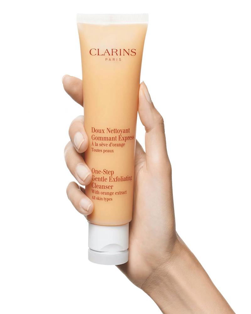 One-Step Gentle Exfoliating Cleanser With Orange Extract
